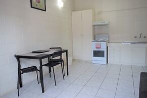 Coconut Grove Holiday Apartments