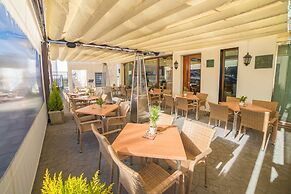 Hotel Acinipo