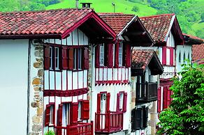 VVF Pays Basque Sare La Rhune, Sare