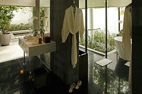 Kayumanis Nusa Dua Private Villa & Spa