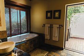 Hitgeheim Country Lodge & Eco Reserve