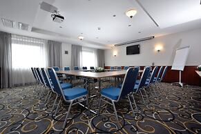 City Hotel
