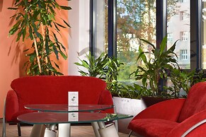 City Hotel