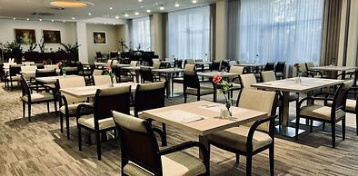 City Hotel