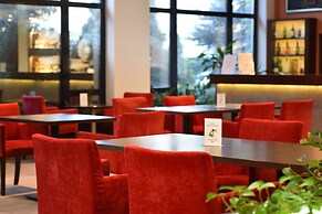 City Hotel