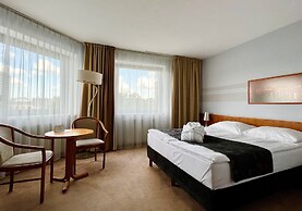 City Hotel
