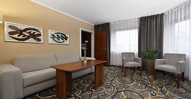 City Hotel