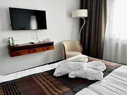 City Hotel