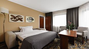 City Hotel