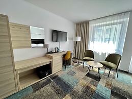 City Hotel