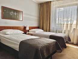 City Hotel