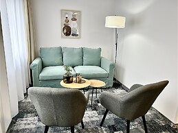 City Hotel