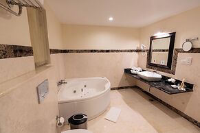 Clarks Exotica Convention, Resort & Spa