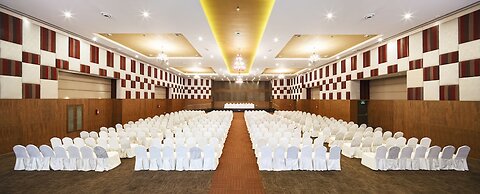 Clarks Exotica Convention, Resort & Spa