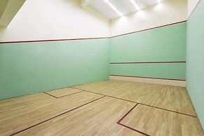 Clarks Exotica Convention, Resort & Spa