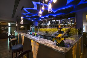 Clarks Exotica Convention, Resort & Spa