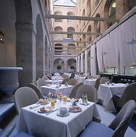 Parador De La Granja