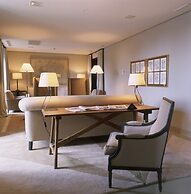 Parador De La Granja