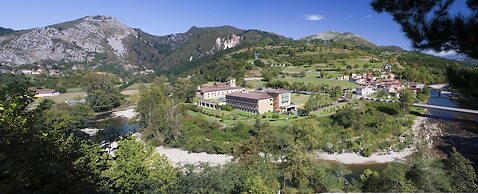 Parador De Cangas De Onis