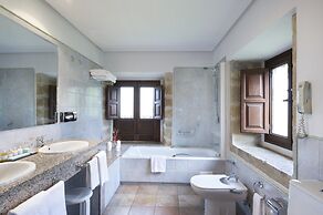 Parador De Cangas De Onis