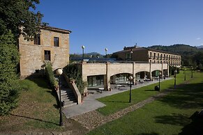 Parador De Cangas De Onis