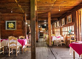 Zirahuen Forest And Resort