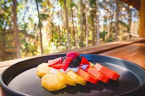 Zirahuen Forest And Resort