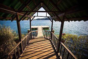 Zirahuen Forest And Resort