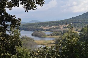 Zirahuen Forest And Resort