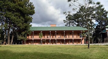 Zirahuen Forest And Resort