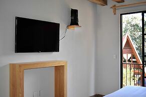 Zirahuen Forest And Resort