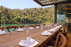 Zirahuen Forest And Resort