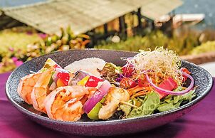 Zirahuen Forest And Resort