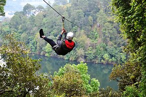 Zirahuen Forest And Resort