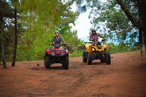 Zirahuen Forest And Resort