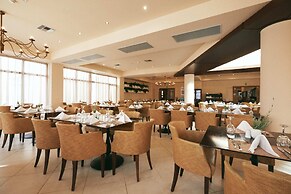 Giannoulis – Cavo Spada Luxury Sports & Leisure Resort & Spa