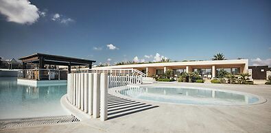 Giannoulis – Cavo Spada Luxury Sports & Leisure Resort & Spa