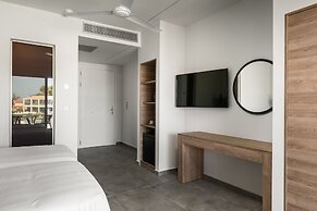 Acharavi Beach Hotel