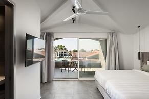 Acharavi Beach Hotel