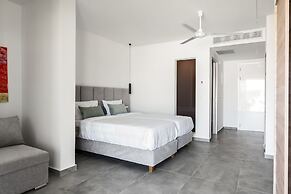 Acharavi Beach Hotel