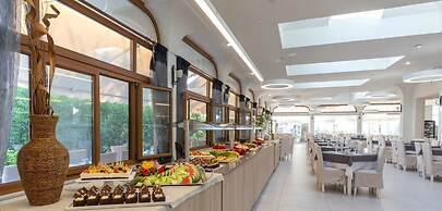 Acharavi Beach Hotel