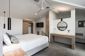 Acharavi Beach Hotel