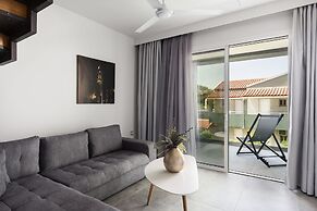 Acharavi Beach Hotel