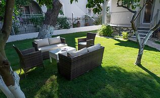 Acharavi Beach Hotel