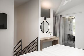 Acharavi Beach Hotel