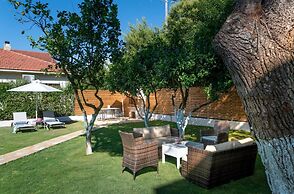 Acharavi Beach Hotel