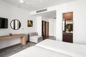 Acharavi Beach Hotel