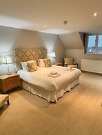 The Kings Head Country Hotel