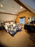 The Kings Head Country Hotel