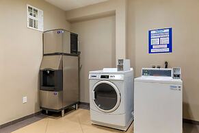 Best Western Plus Wasco Inn & Suites